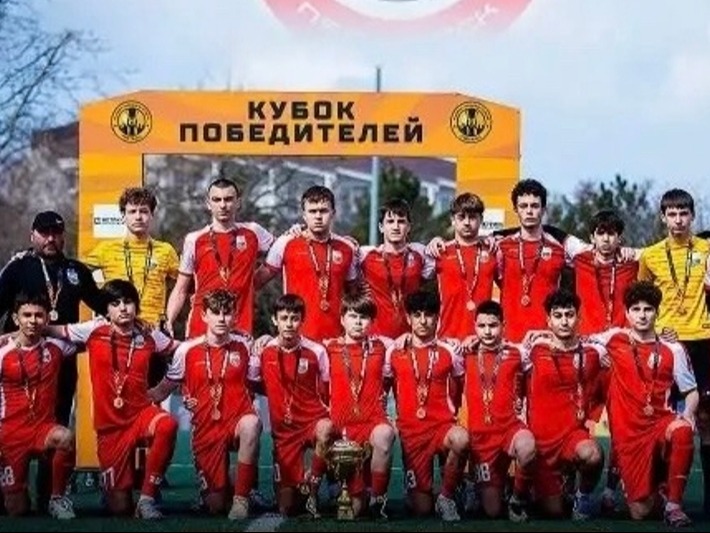 Юные пятигорские футболисты завоевали бронзу «Кубка победителей» в Анапе.
