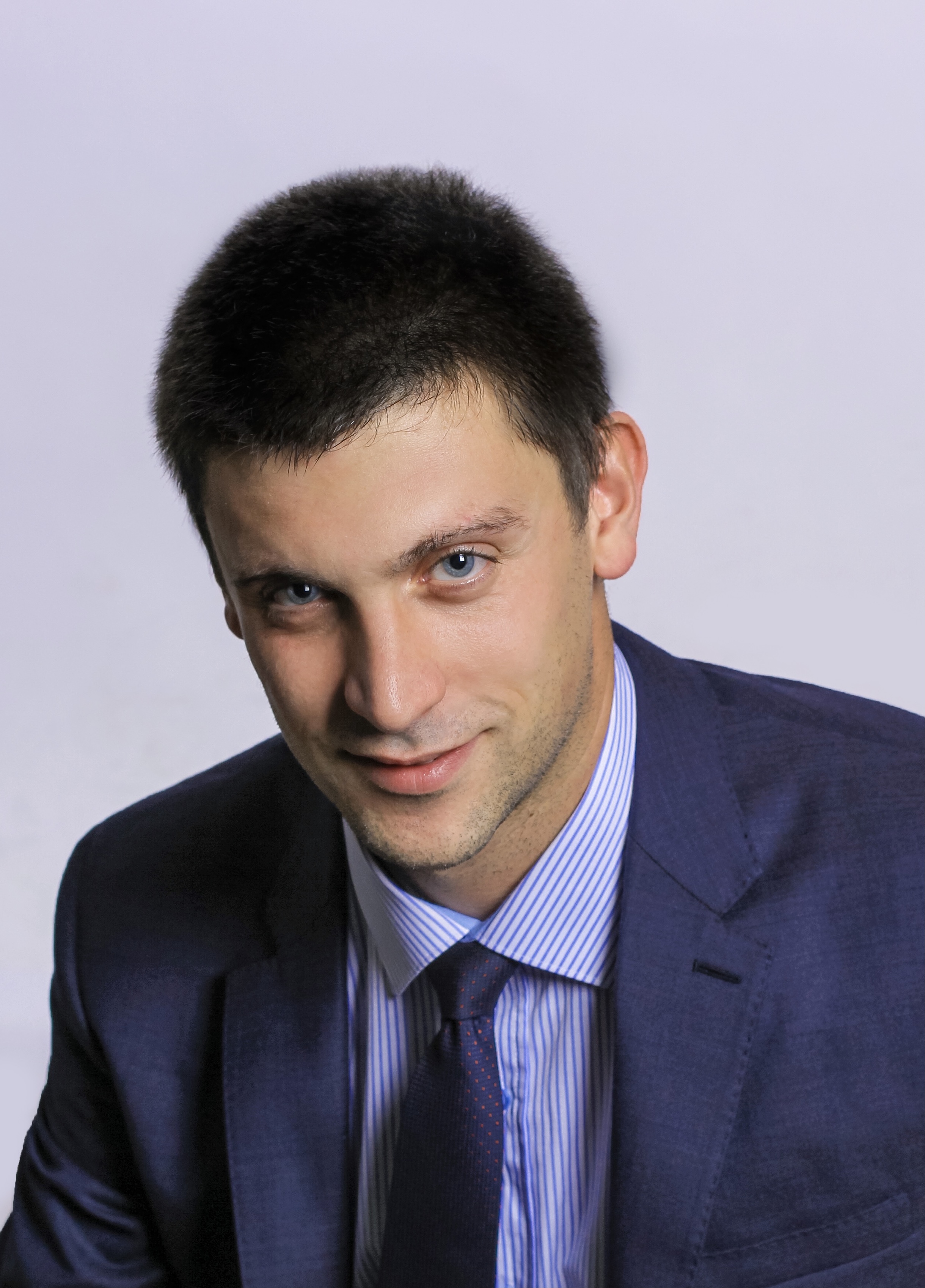 Михитарьянц Альберт Анатольевич Михитарьянц Альберт Анатольевич.